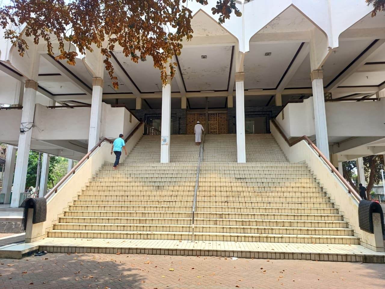 Fasilitas Masjid Jami' Ni'Matul Ittihad